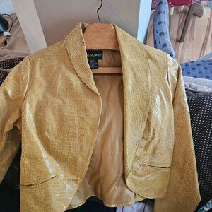 Metrostyle Yellow Genuine Leather Jacket – Alligator Pattern – Size 6